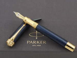 Химикалки Parker: Елегантност в писането през поколенията