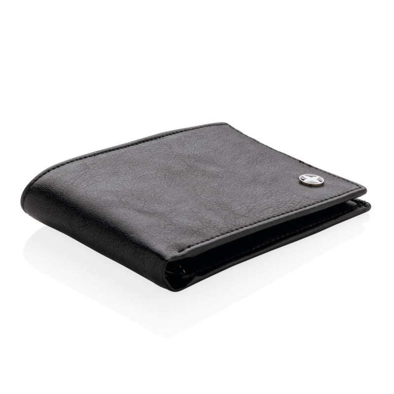 Мъжки портфейл със защита от скимиране RFID Swiss Peak P820.410 Мъжки портфейл със защита от скимиране RFID Swiss Peak P820.410