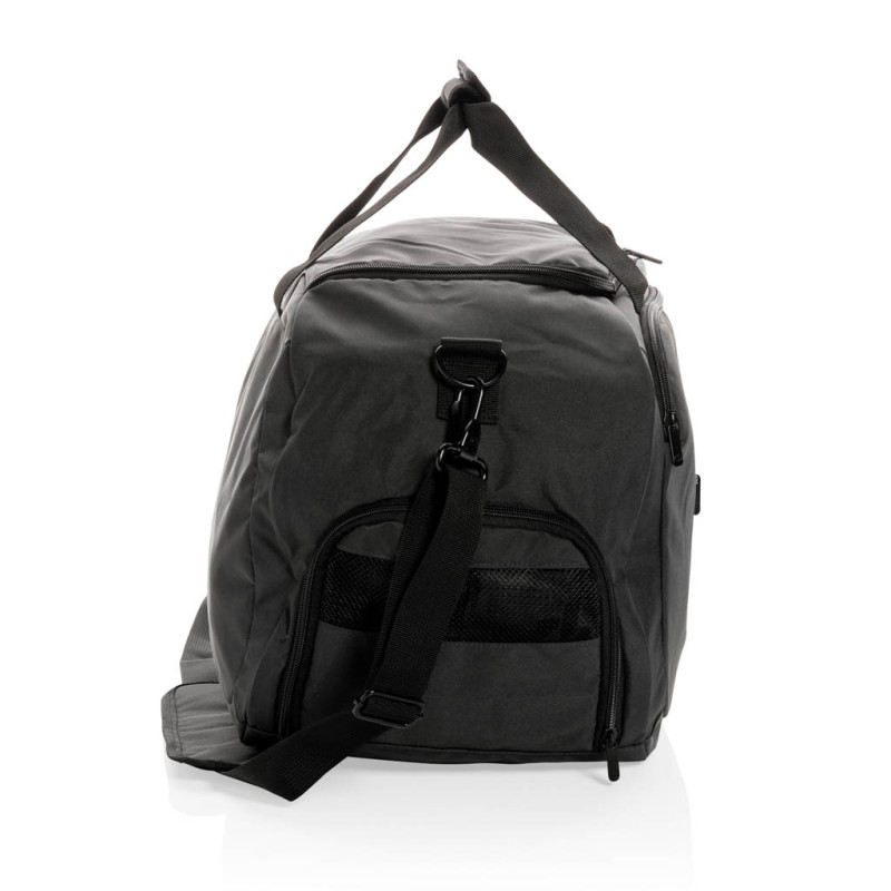 Swiss Peak AWARE RPET Duffle Спортен сак Swiss Peak P707.151 Swiss Peak AWARE RPET Duffle Спортен сак Swiss Peak P707.151
