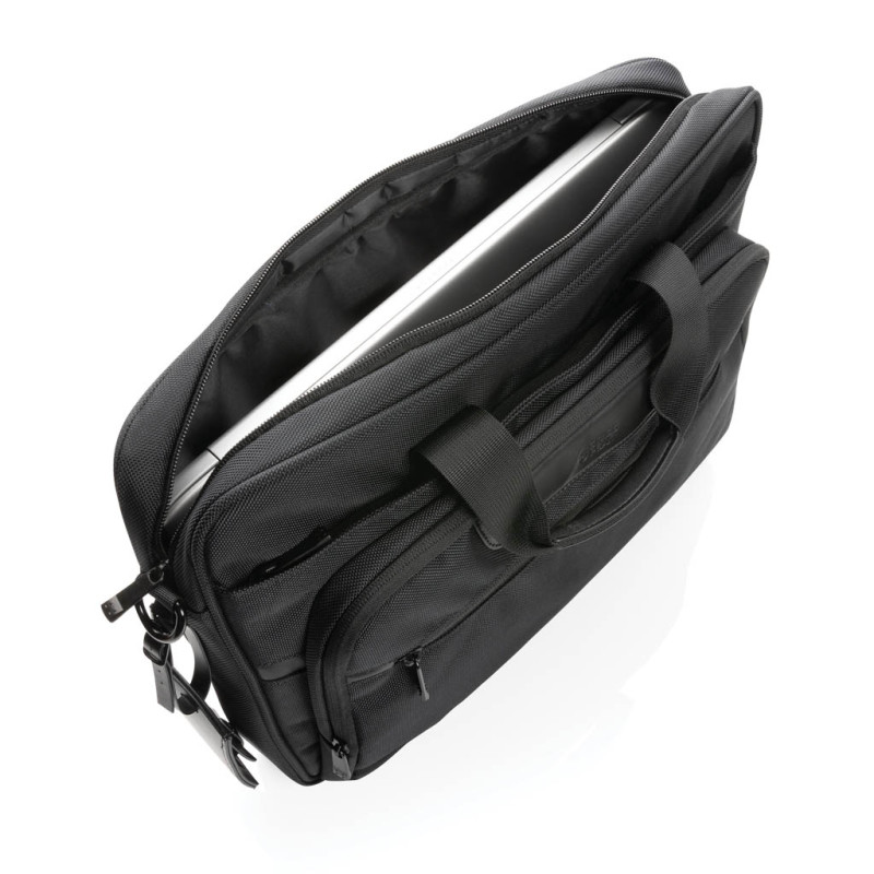 Swiss Peak AWARE RPET Voyager 15.6" Чанта за лаптоп Swiss Peak P732.101 Swiss Peak AWARE RPET Voyager 15.6 Чанта за лаптоп Swiss Peak P732.101