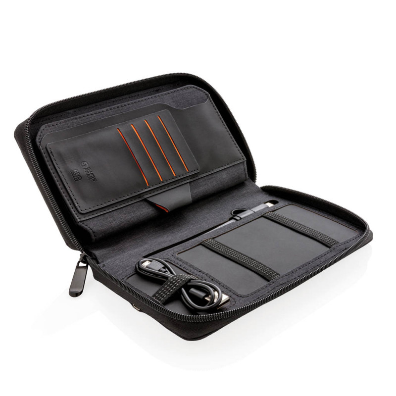 Swiss Peak modern travel wallet with wireless charging Swiss Peak P820.591 Swiss Peak modern travel wallet with wireless charging Swiss Peak P820.591