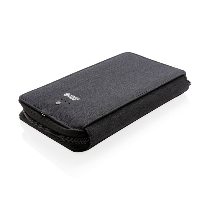 Swiss Peak modern travel wallet with wireless charging Swiss Peak P820.591 Swiss Peak modern travel wallet with wireless charging Swiss Peak P820.591