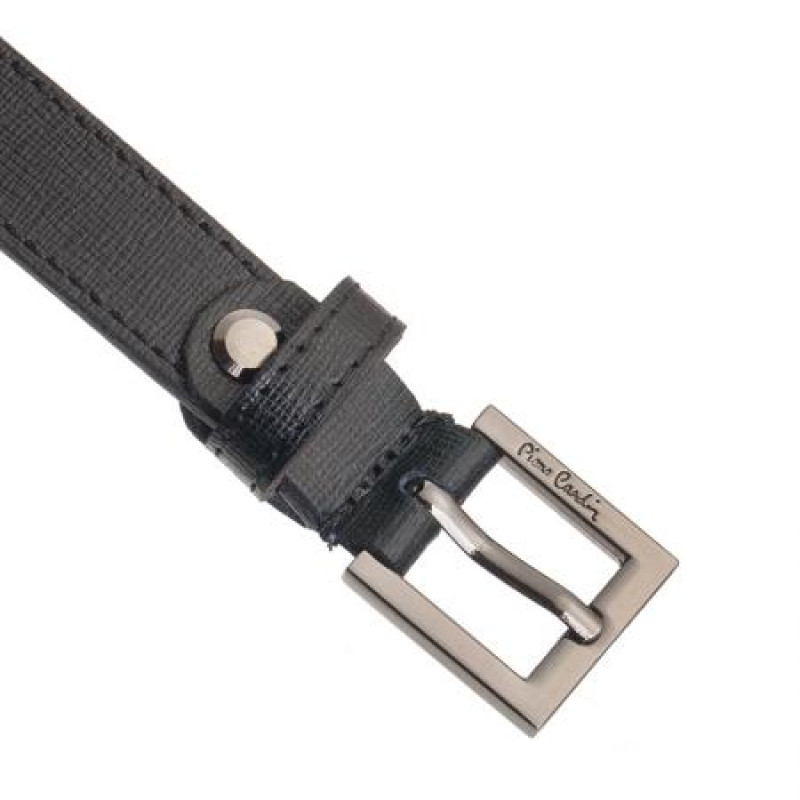 Дамски колан Pierre Cardin черен релефен със сребърна квадратна тока
B8019-18 Дамски колан Pierre Cardin черен релефен със сребърна квадратна тока
B8019-18