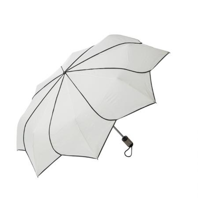 Дамски чадър Pierre Cardin бял H82268 Дамски чадър Pierre Cardin бял H82268