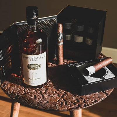 Комплект за уиски и пури the gentlemans set cigar aficionado x0016ld91h