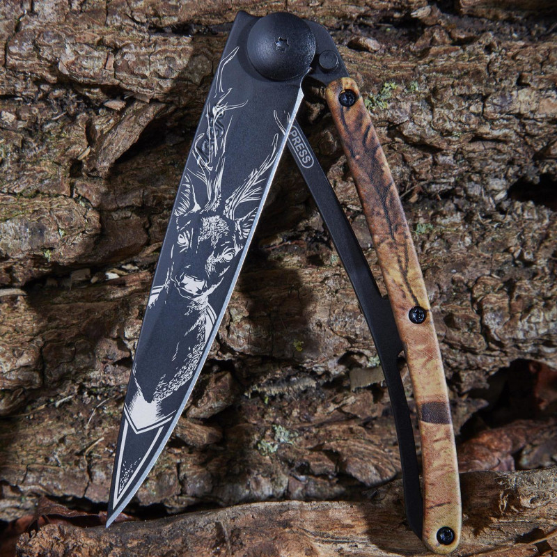 Джобен нож Deejo 37g, Brown Camo / Deer 1GM000027
