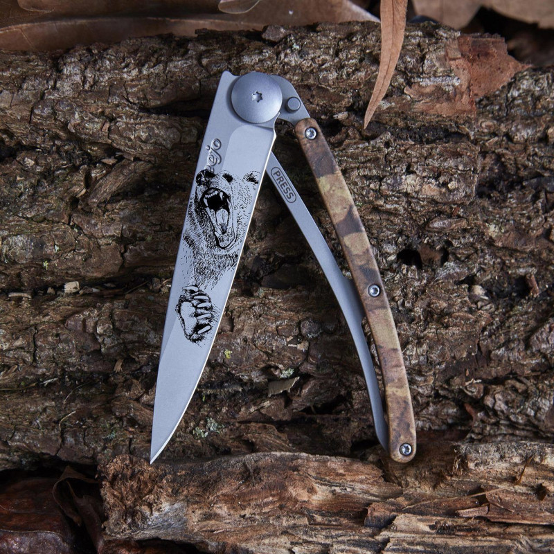 Джобен нож Deejo 37g, Brown Camo / Grizzly 1CM000021