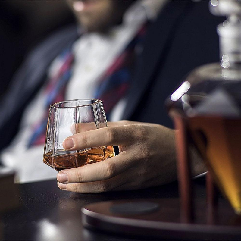 Декантер Mikamax - Diamond Decanter Set Deluxe, с 2x уиски чаши и поставка