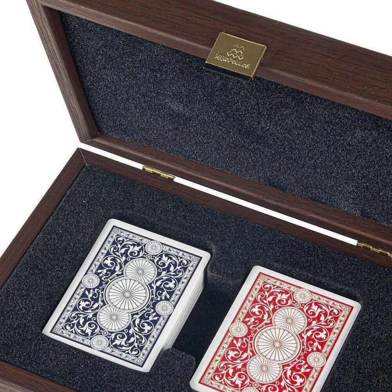 Карти за игра Manopoulos в дървена кутия от калифорнийски орех