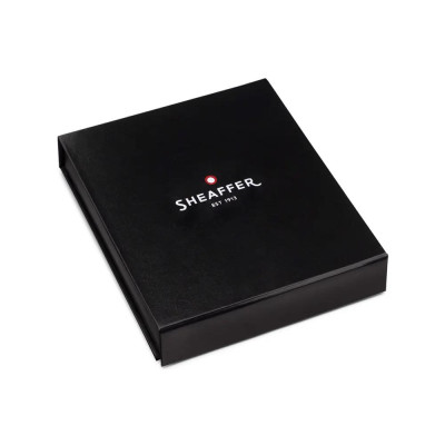 Комплект Sheaffer - химикалка VFM Excessive Red и тефтер А6