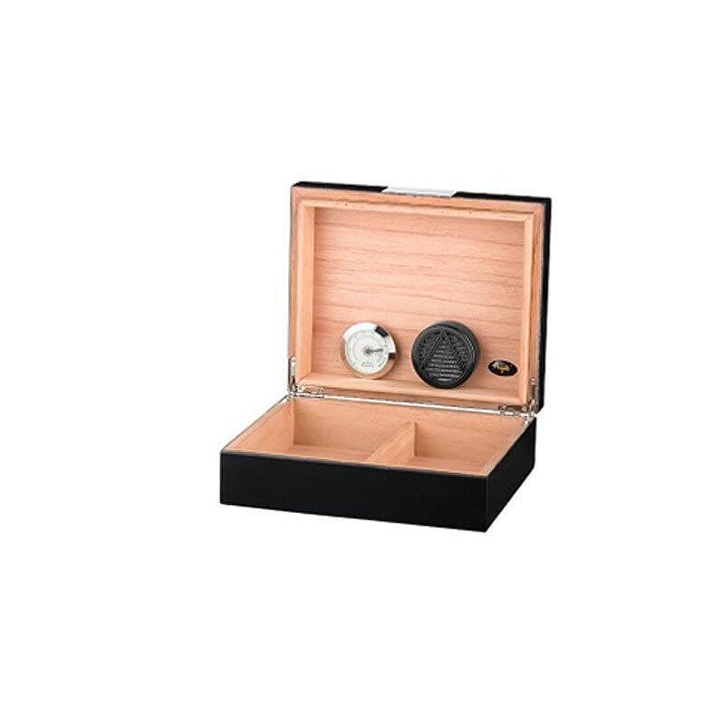 Кутия за пури (хумидор) Winjet - Кедър, черен гланц