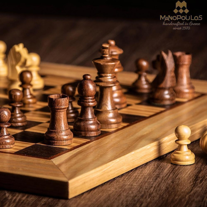 Луксозен ръчно изработен шах Manopoulos Olive Burl, 40x40 см, с фигури Staunton