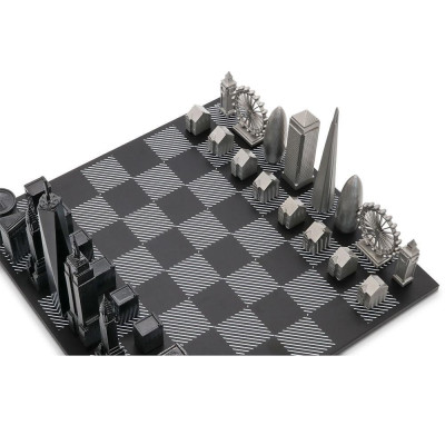 Луксозен шах Skyline Chess - Stainless Steel London vs New York Edition, с дървена дъска