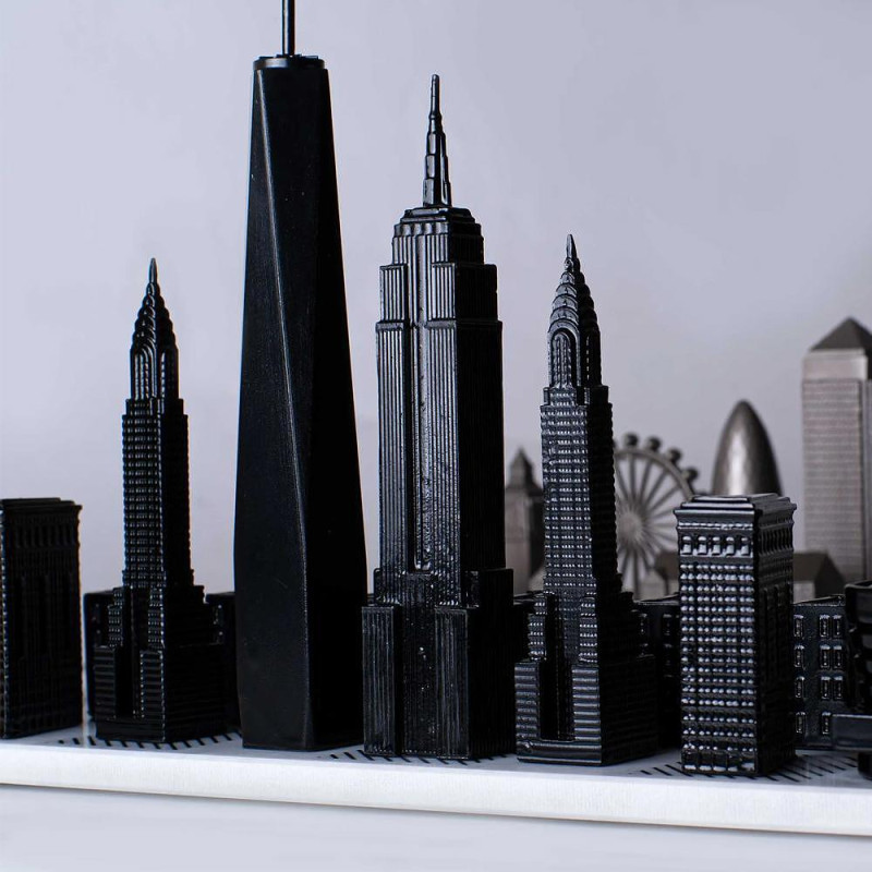 Луксозен шах Skyline Chess - Stainless Steel London vs New York Edition, с мраморна дъска