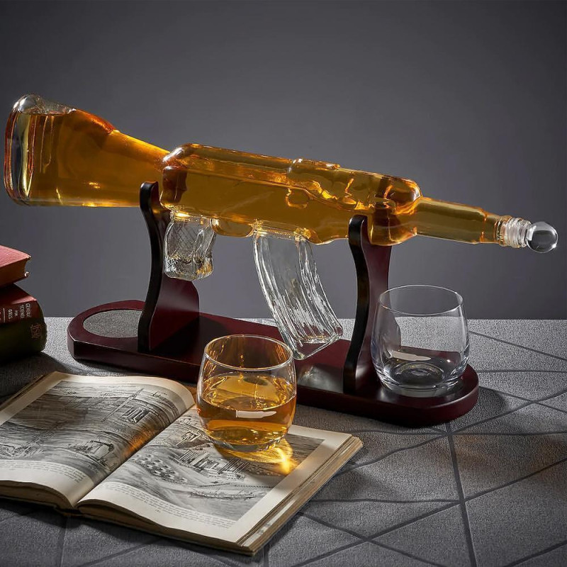 Уиски сет Oak & Steel Kalashnikov - декантер с две чаши