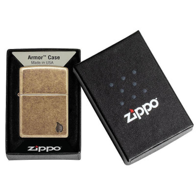 Запалка Zippo - Armor® Antique Brass Flame Design