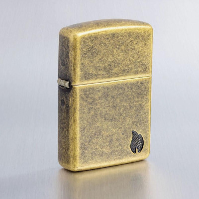 Запалка Zippo - Armor® Antique Brass Flame Design