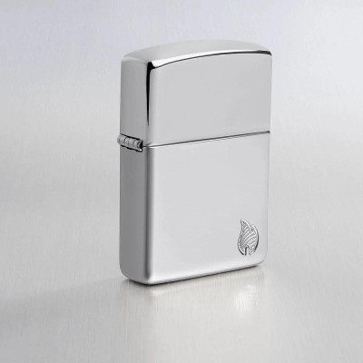 Запалка Zippo - Armor® Chrome Flame Design