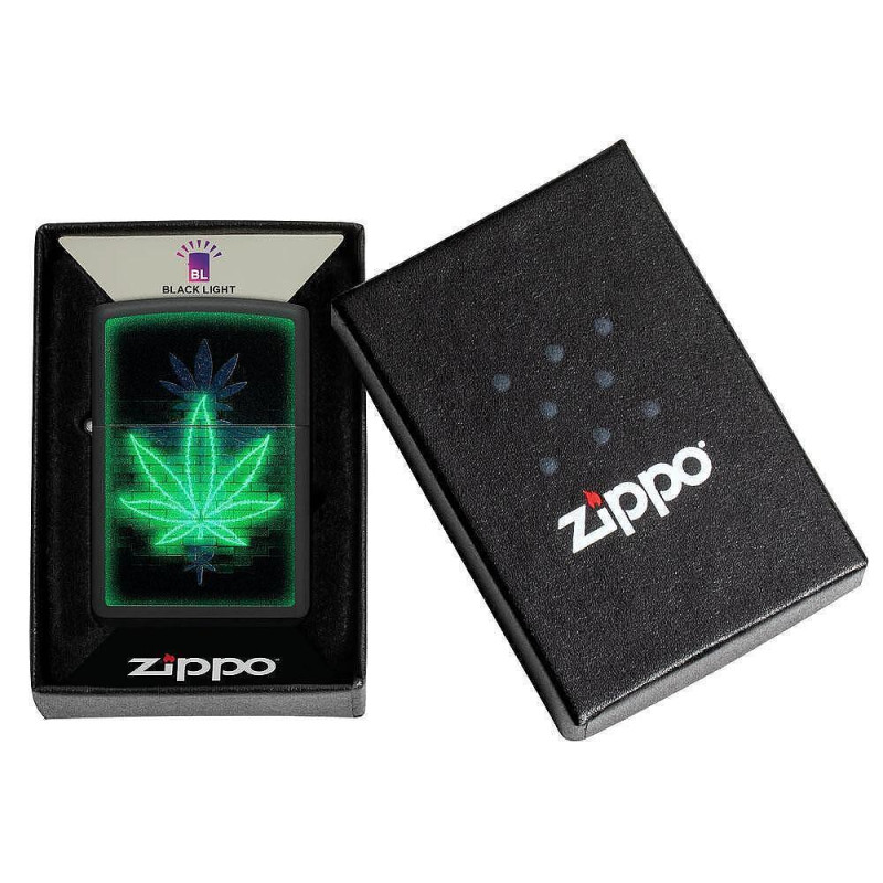 Запалка Zippo - Gleaming Leaf Design